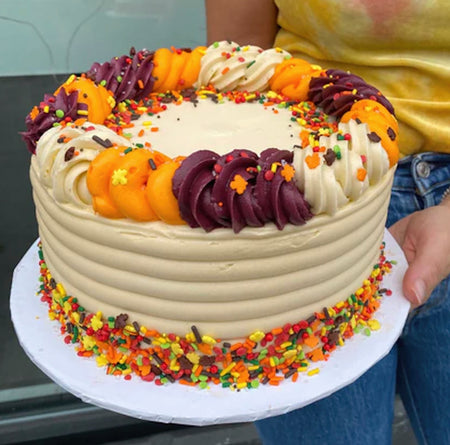 Hallo-wine Cake 'N Sip (Boozy Ice Cream Cake Decorating Class)- 10/24